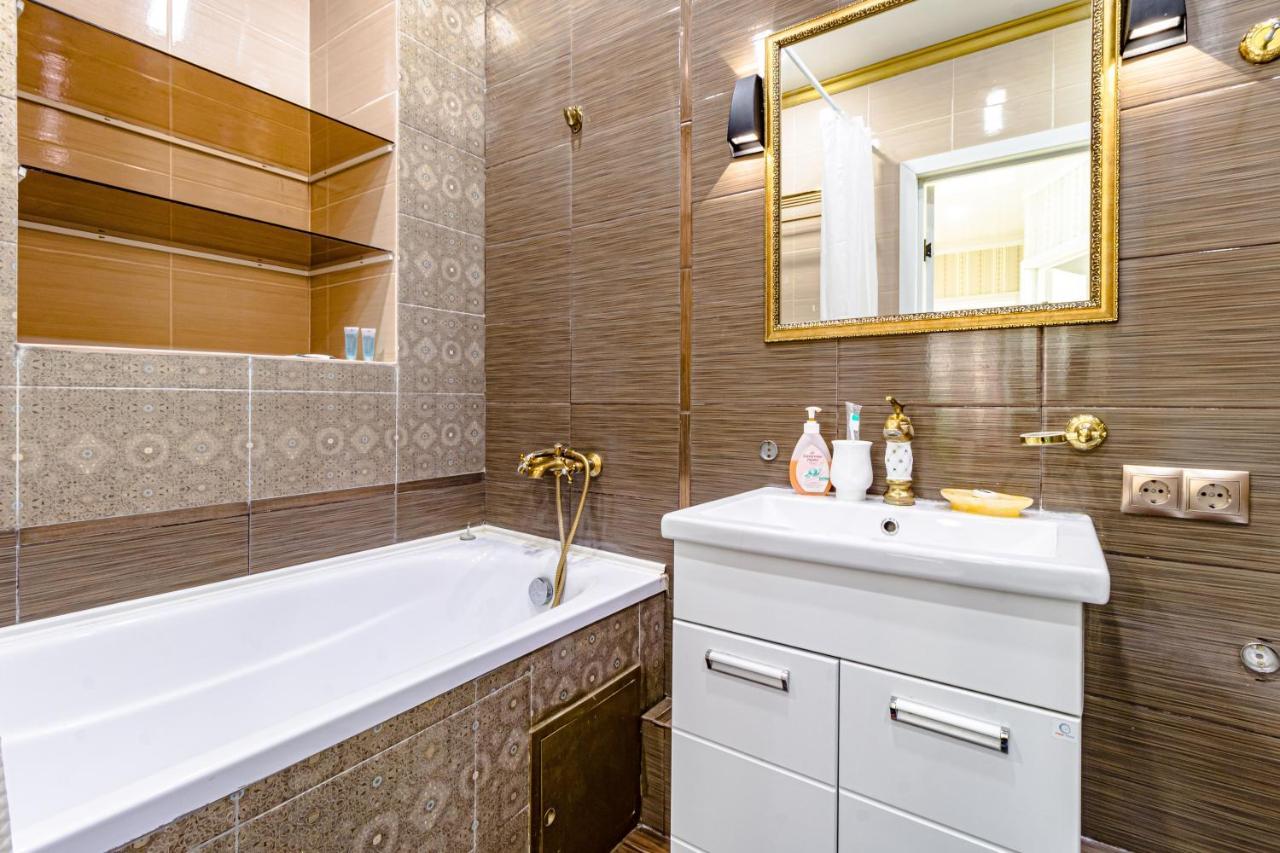 "7 Я-41" Apartment Астана Екстериор снимка