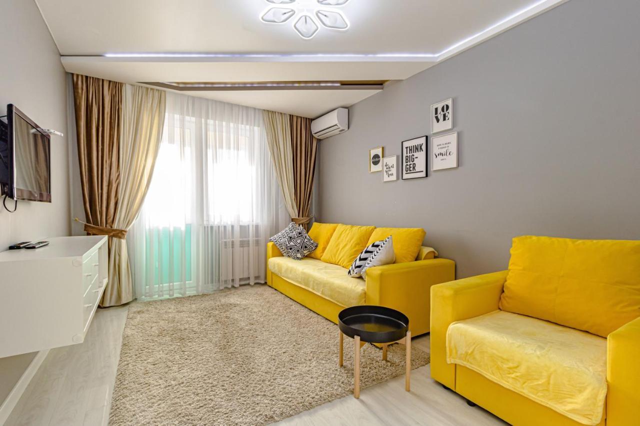 "7 Я-41" Apartment Астана Екстериор снимка