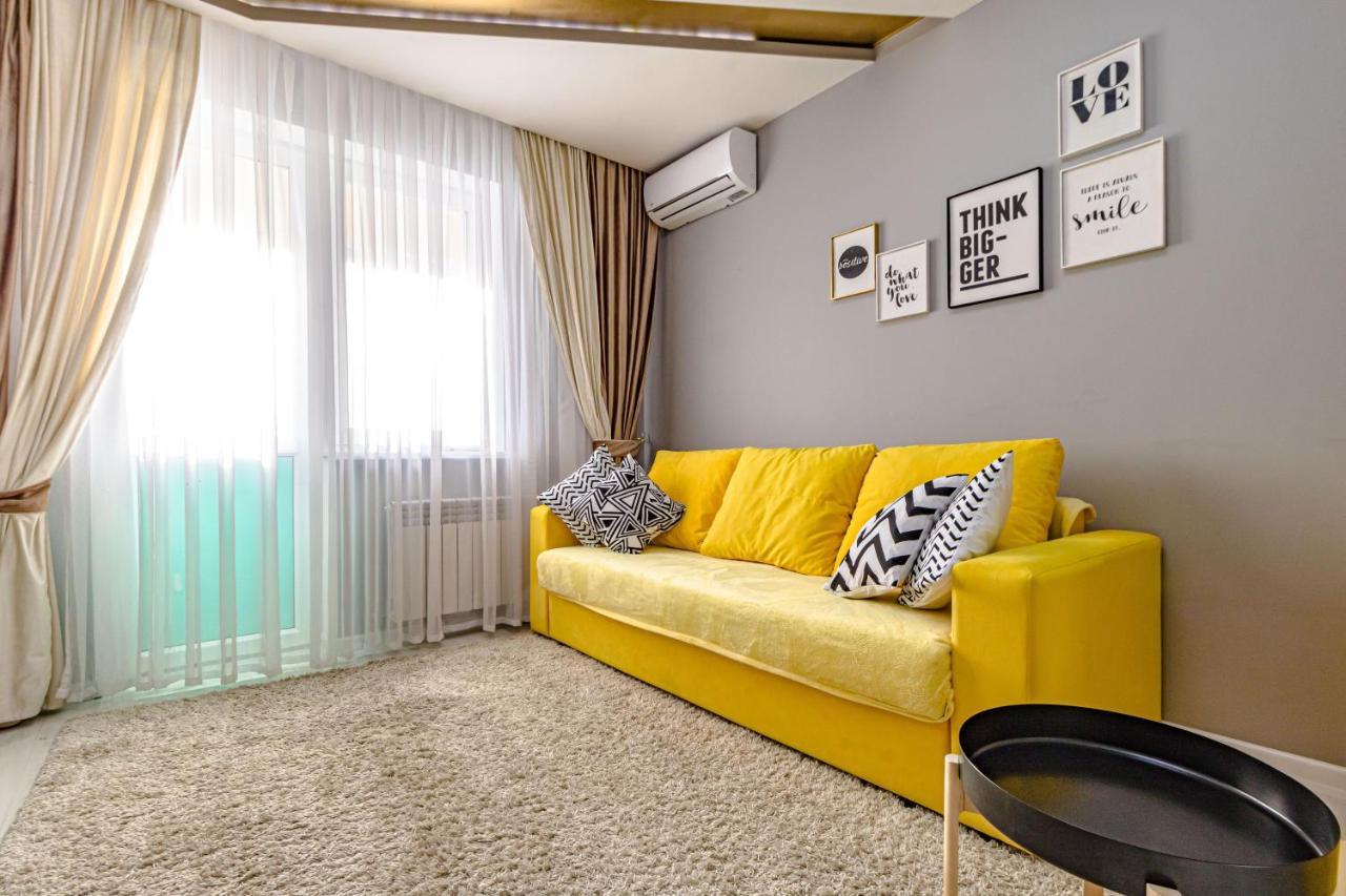 "7 Я-41" Apartment Астана Екстериор снимка