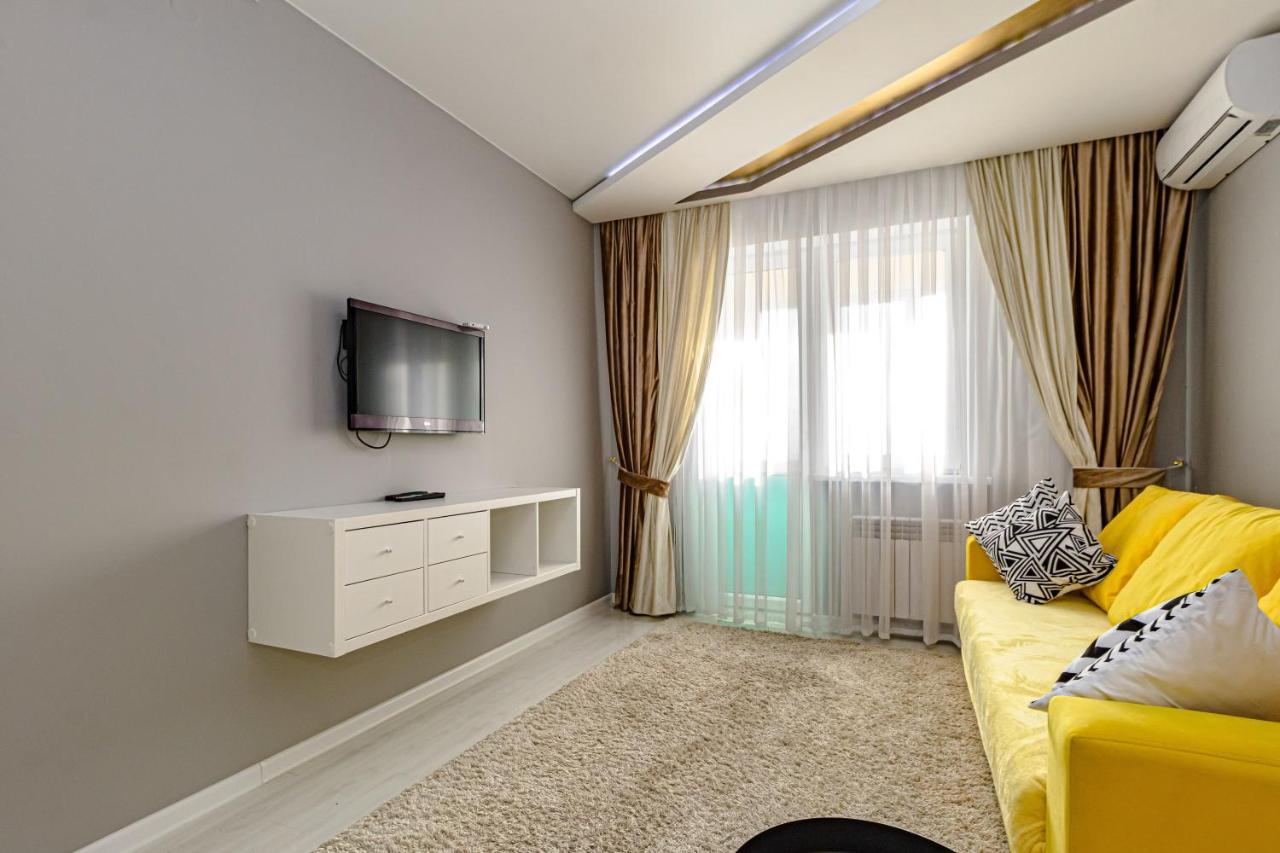 "7 Я-41" Apartment Астана Екстериор снимка