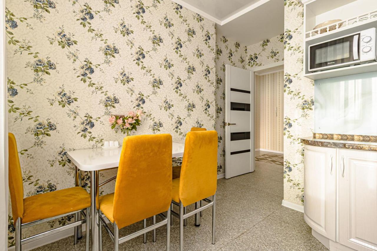 "7 Я-41" Apartment Астана Екстериор снимка