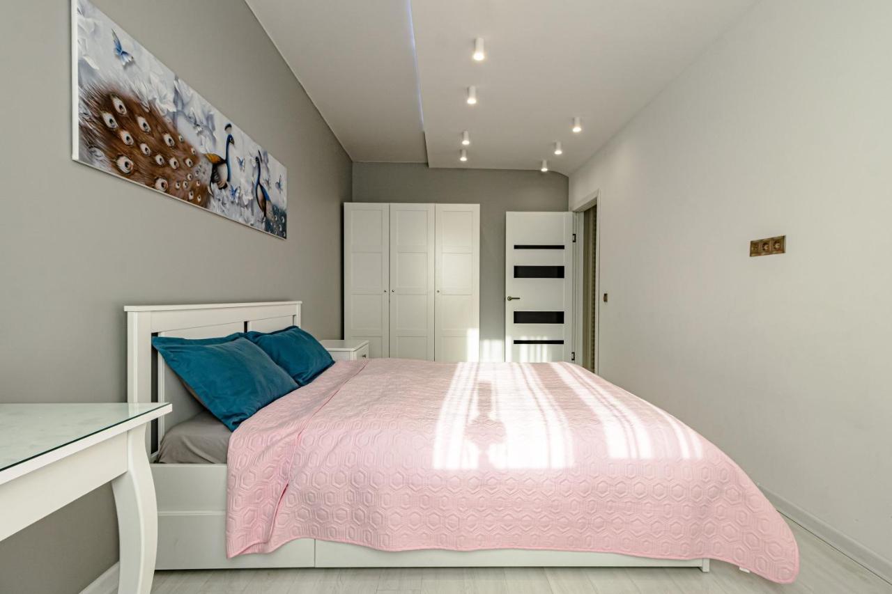 "7 Я-41" Apartment Астана Екстериор снимка